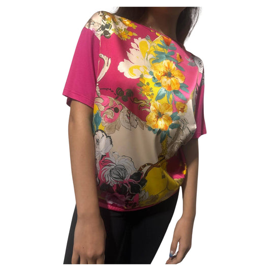 T-shirt con stampa floreale